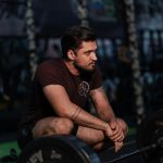 סמואל פלקון: לא לברוח מהעומס — ללמוד לפגוש אותו